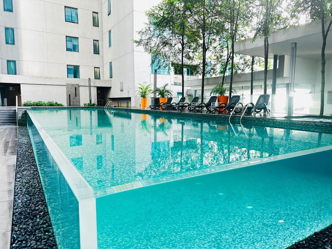 Summer By Hibiscus * Kuala Lumpur